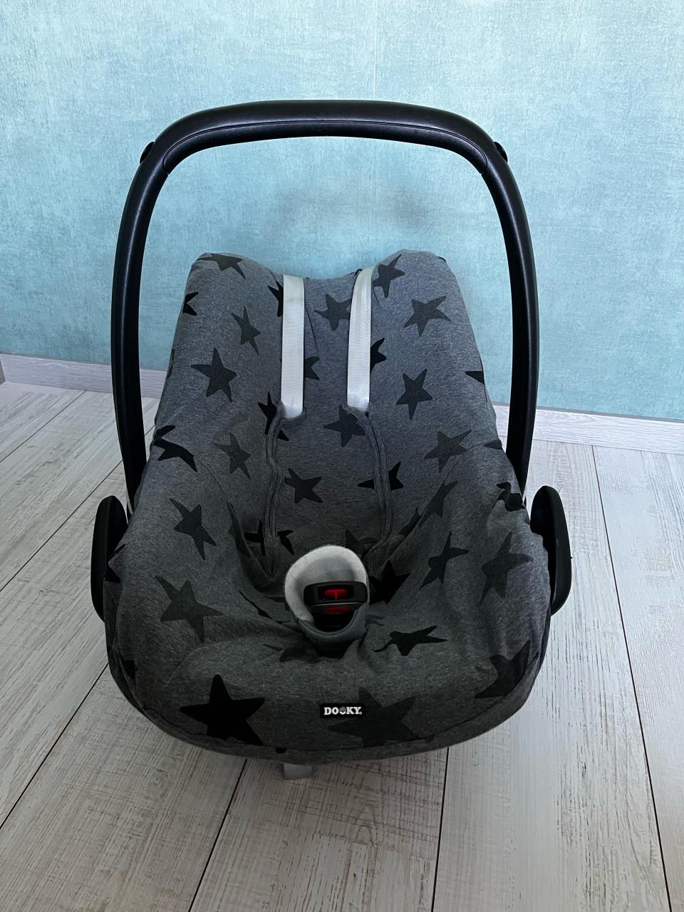 Maxi cosi inclusief hoes van Dooky