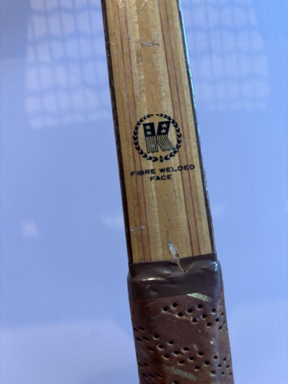 Vintage Set: 2x Houten Tennisracket  met Persen (Dunlop & Kennex)