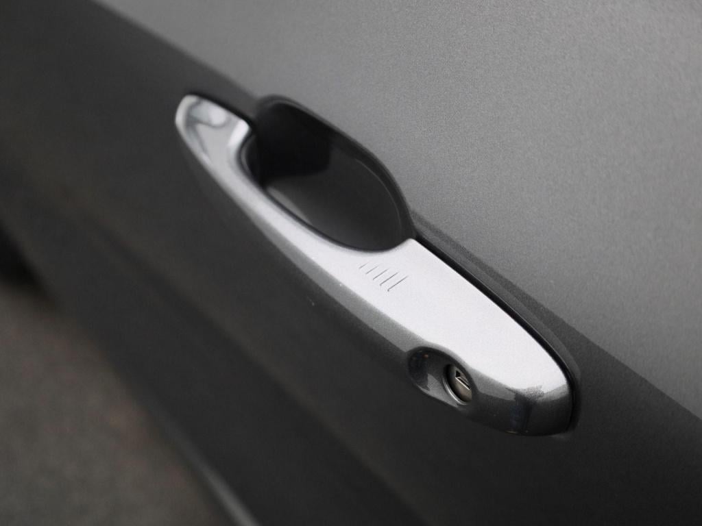 Ford Kuga 2.5 phev st-line x | panoramadak | trekhaak | winter pack | apple