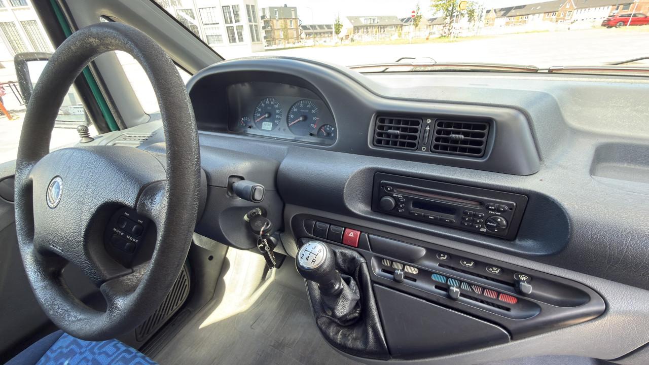 Fiat Scudo (BENZINE) 2.0 16v   121000km