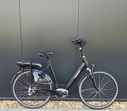 Mooie nette Batavus Fuze E-go Bosch Active Line 57cm 400Wh
