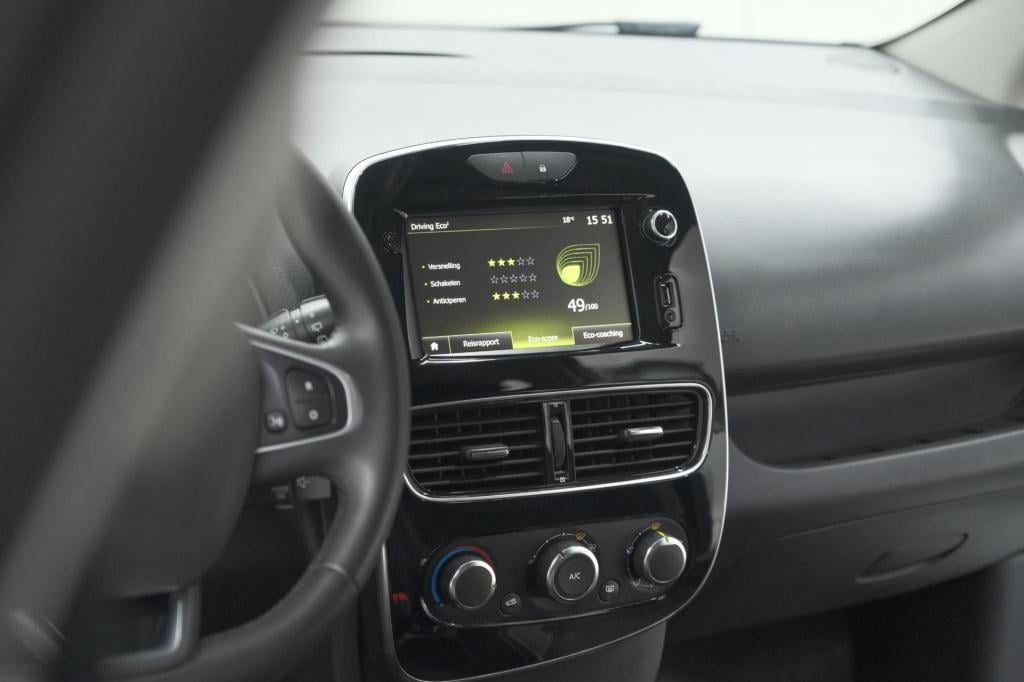 Renault Clio estate tce 90 limited | trekhaak | apple carplay | parkeersens