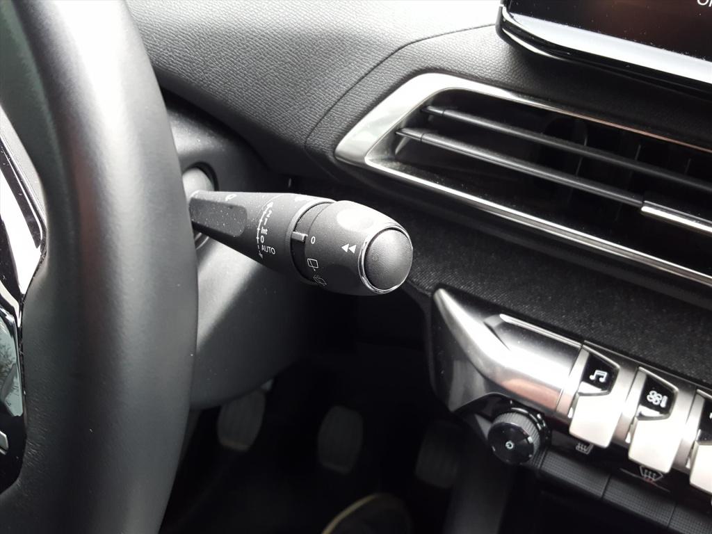 Peugeot 5008 1.2 130pk s&s allure pack business 7p apple carplay & android 