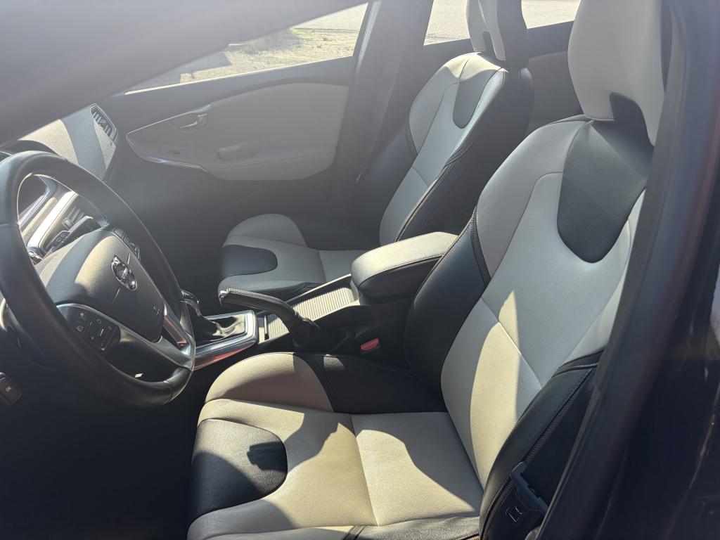 Volvo V40 cross country 1.5 t3 nordic+