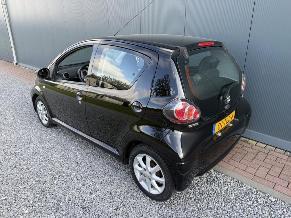 Toyota Aygo 1.0 vvt-i aspiration airco 5-drs