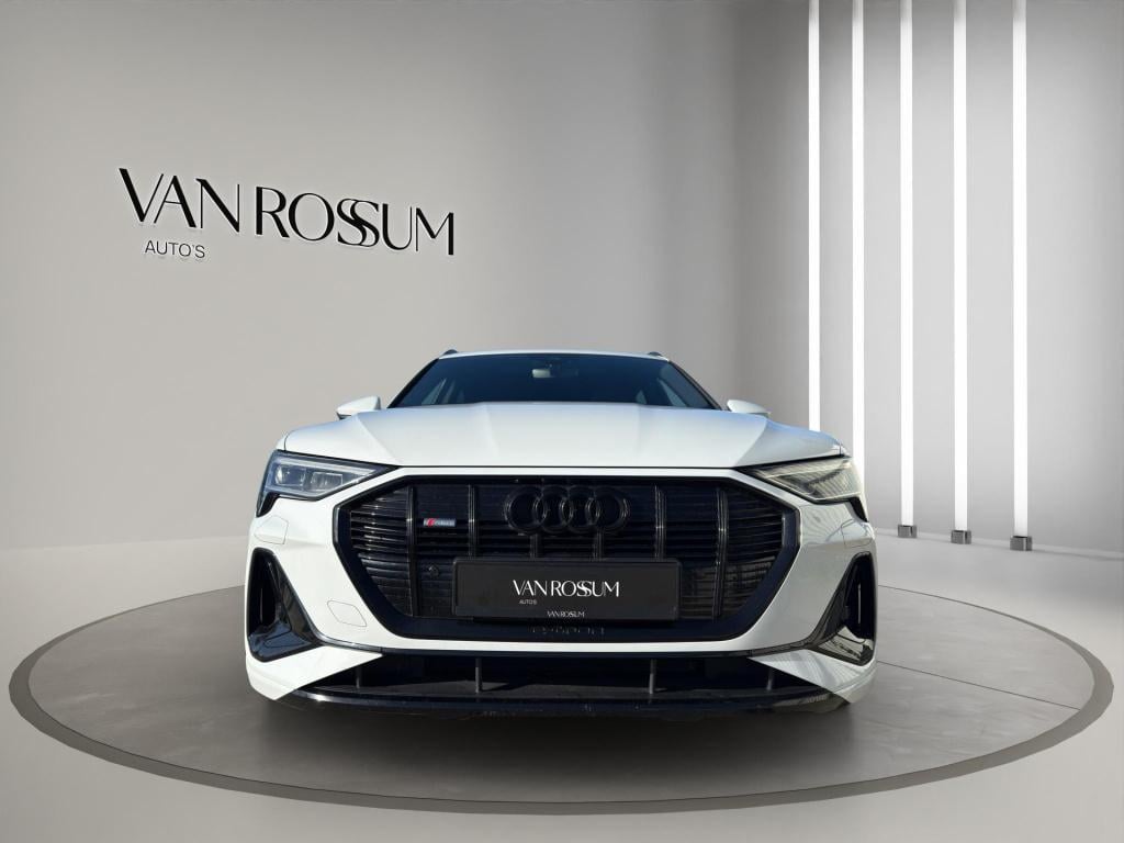 Audi E-tron e-tron 50 quattro launch edition black | pano | s-line | 22"| g