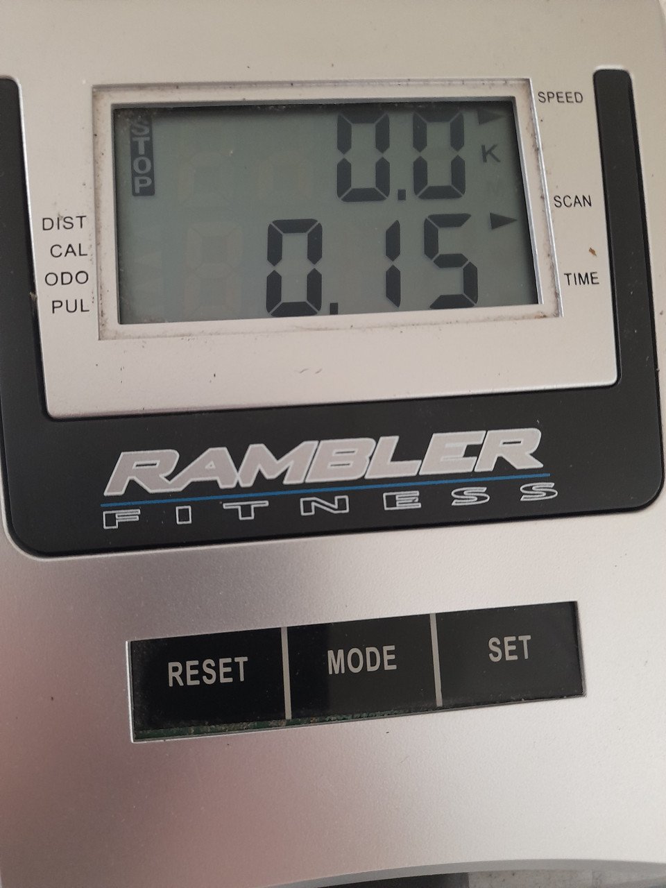 Hometrainer (werkt naar behoren ) in goede staat !