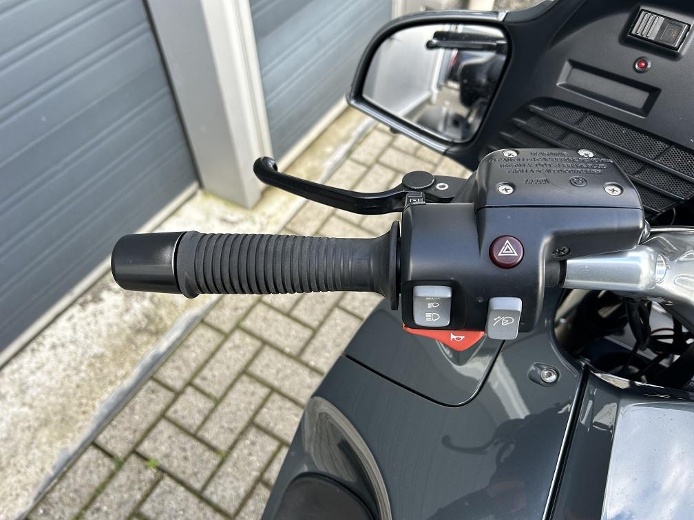 Nette BMW R1150RT Twin-Spark uit 2004 van 2e eig met 96 dkm €2450,-