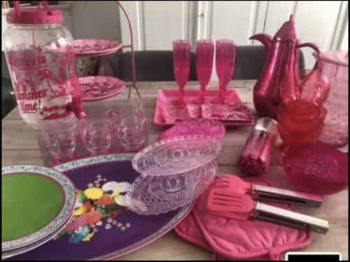 Uitgebreid plastic/melanine servies