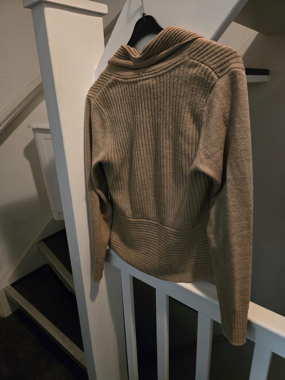 Vest bruin van H&M Basic Maat S