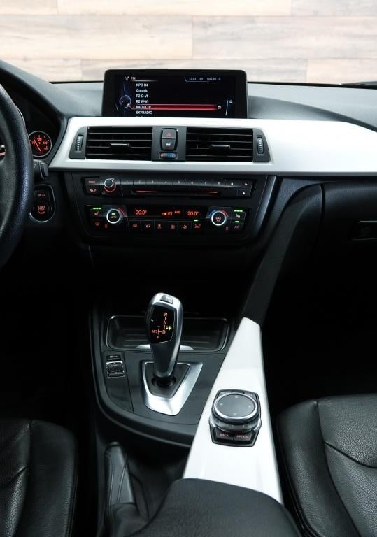 BMW 4 Serie gran coupé 420i high executive | pdc | cruise | navi | xenon |