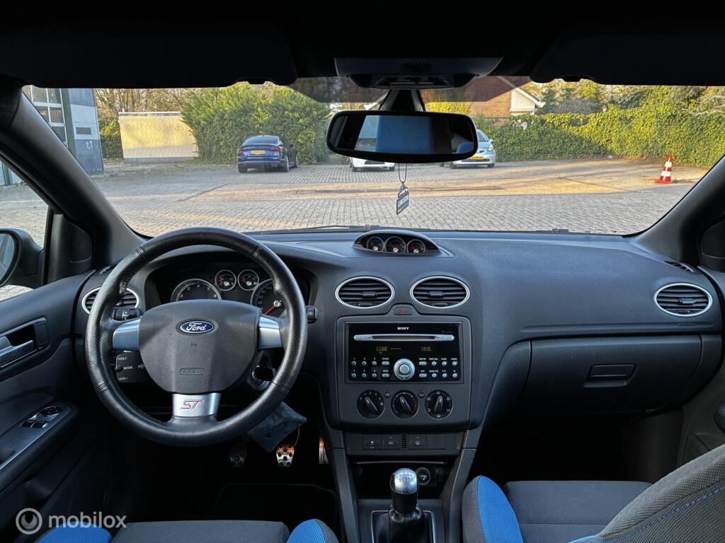 Ford Focus, 2.5-20V ST km223.609 Nap BJ2006 226pk