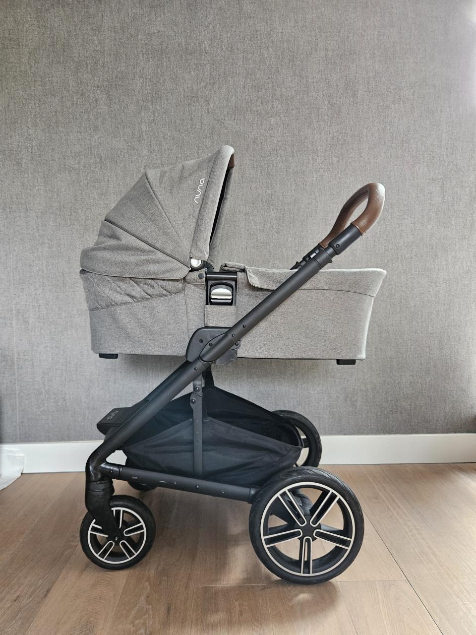 Nuna Mixx Next kinderwagen COMPLEET inclusief autostoel en 2 x base!