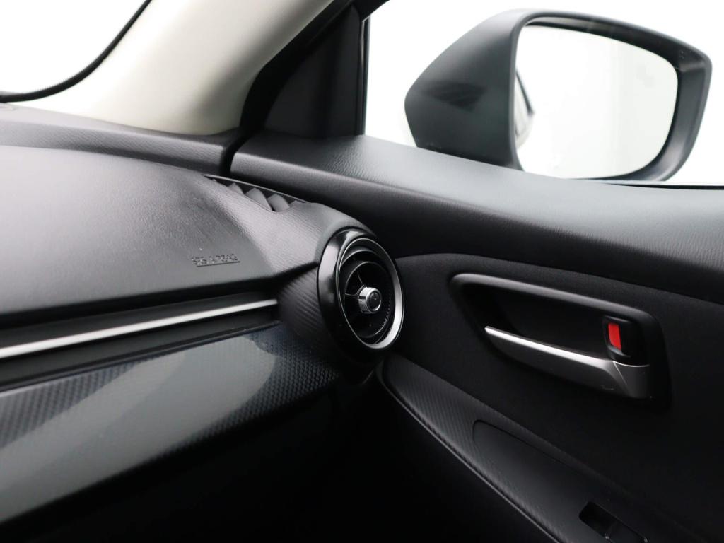 Mazda 2 1.5 skyactiv-g ts+ | navigatie | climate control | parkeer sensoren