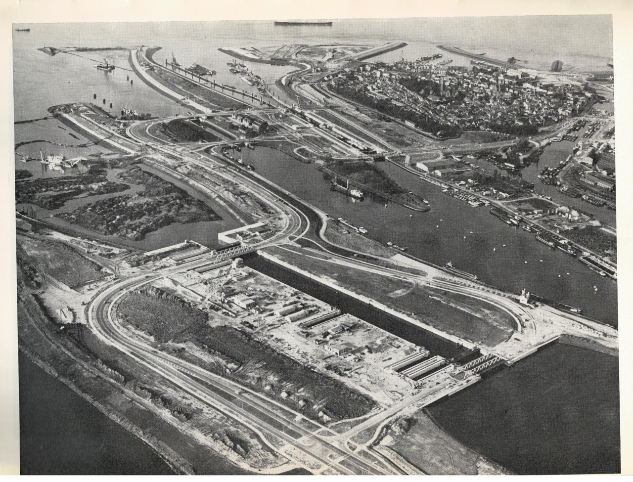 Zeekanaal Gent - Terneuzen 19  dec. 1968