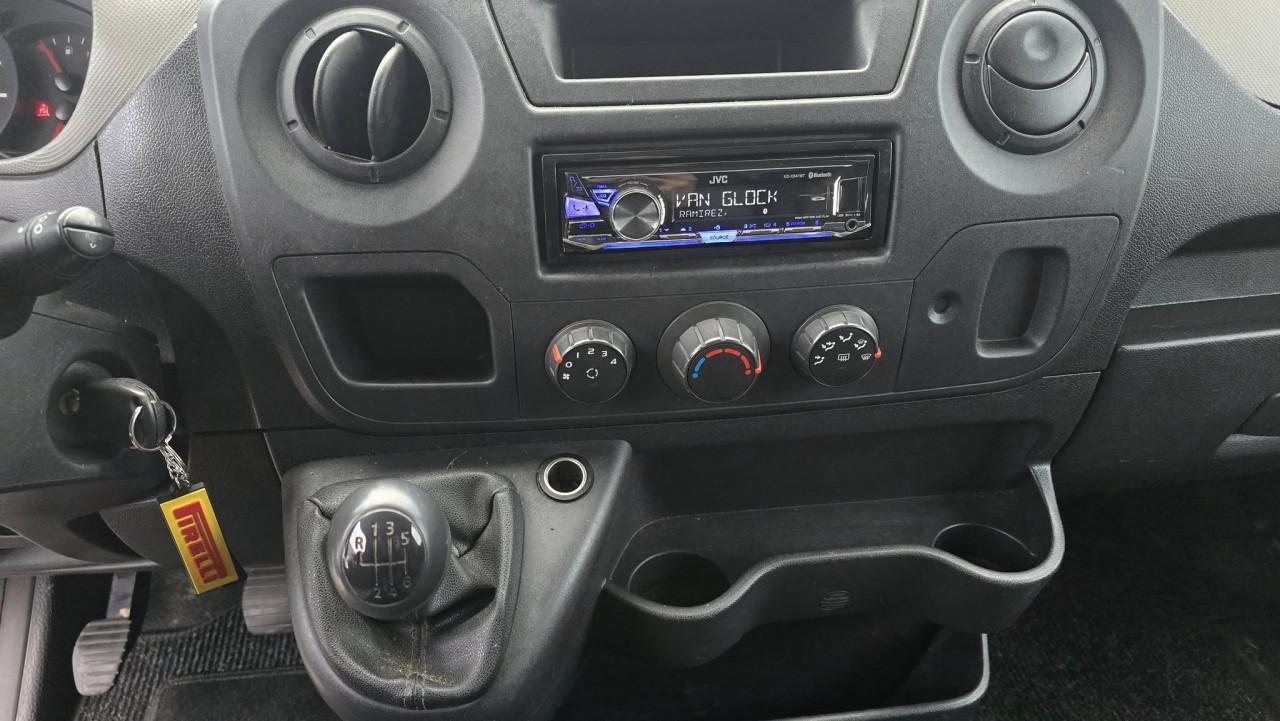 Renault Master T28 2.3