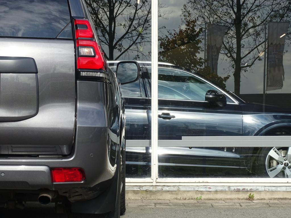 Toyota Land Cruiser 2.8 d-4d comfort be trekker | 5-zitplaatsen |