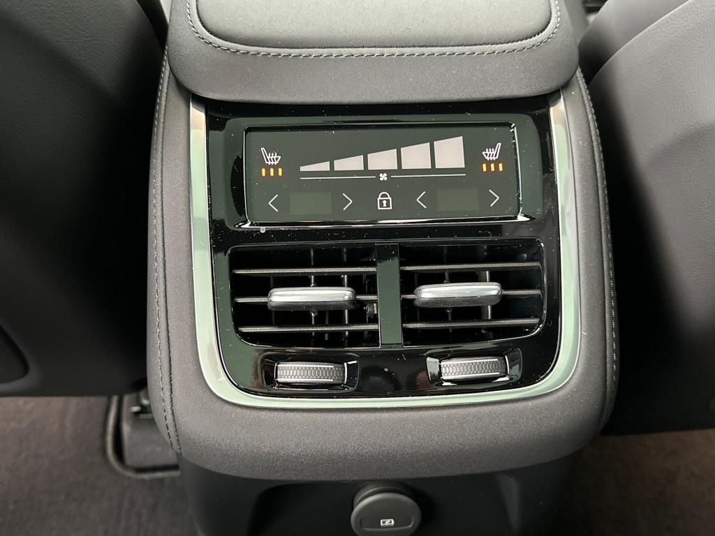 Volvo XC90 t8 awd gt ultra dark executive edition