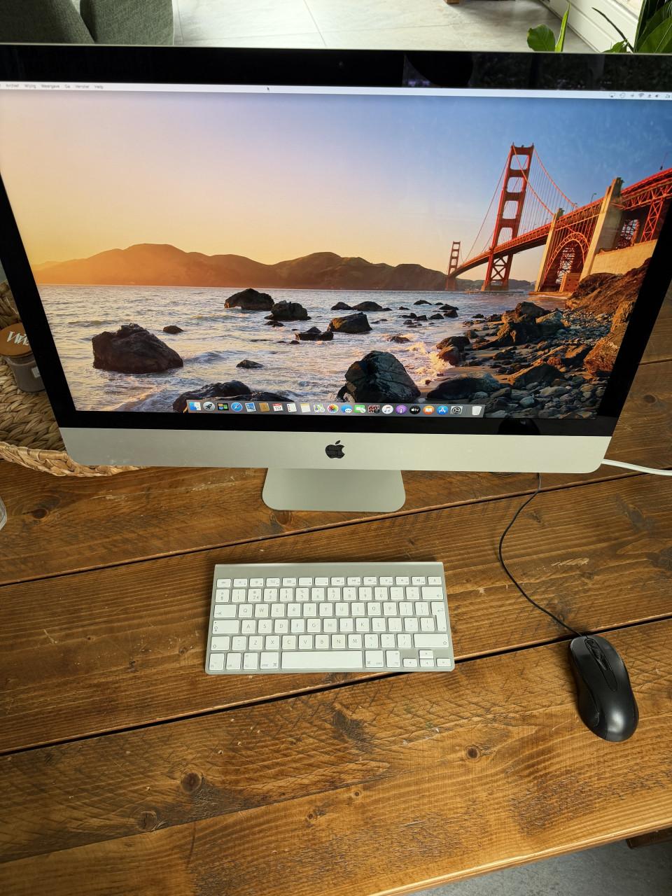 Apple iMac 27 inch – 1 TB SSD – 32 GB RAM – zeer nette staat