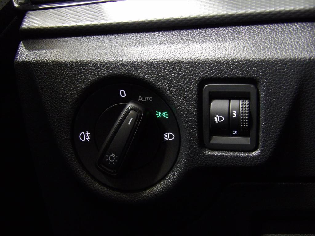 Skoda Kamiq 1.0 tsi 95pk ambition