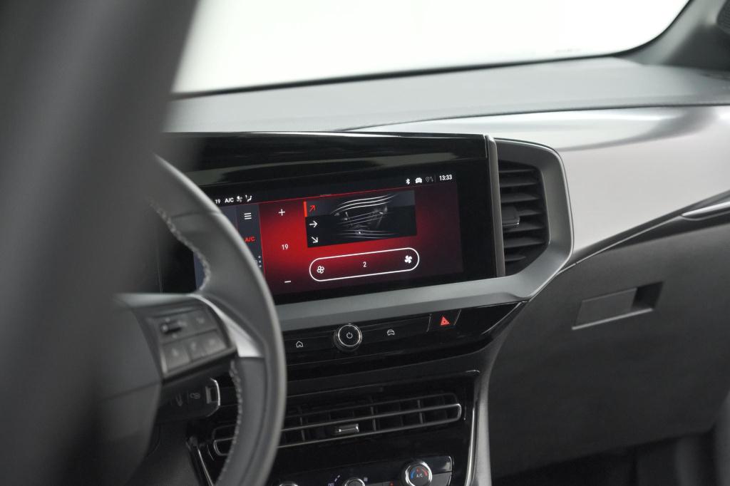 Opel Mokka 1.2 turbo 130pk automaat gs | camera | apple carplay | parkeerse