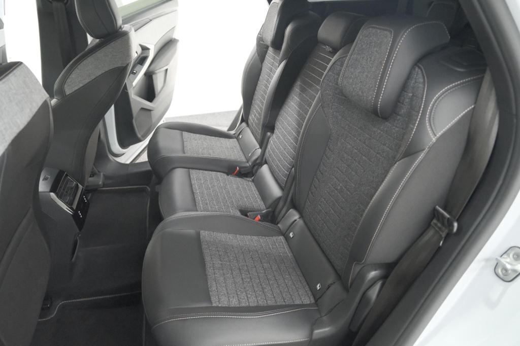 Peugeot 5008 hybrid 136 e-dcs6 allure | 7 zitplaatsen | camera | stoelverwa