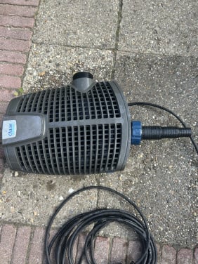 Te koop oase primium eco 16000 sterke en zuinige Vijverpomp
