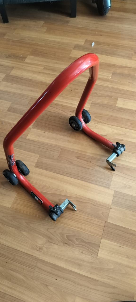 Motor steun verstelbaar