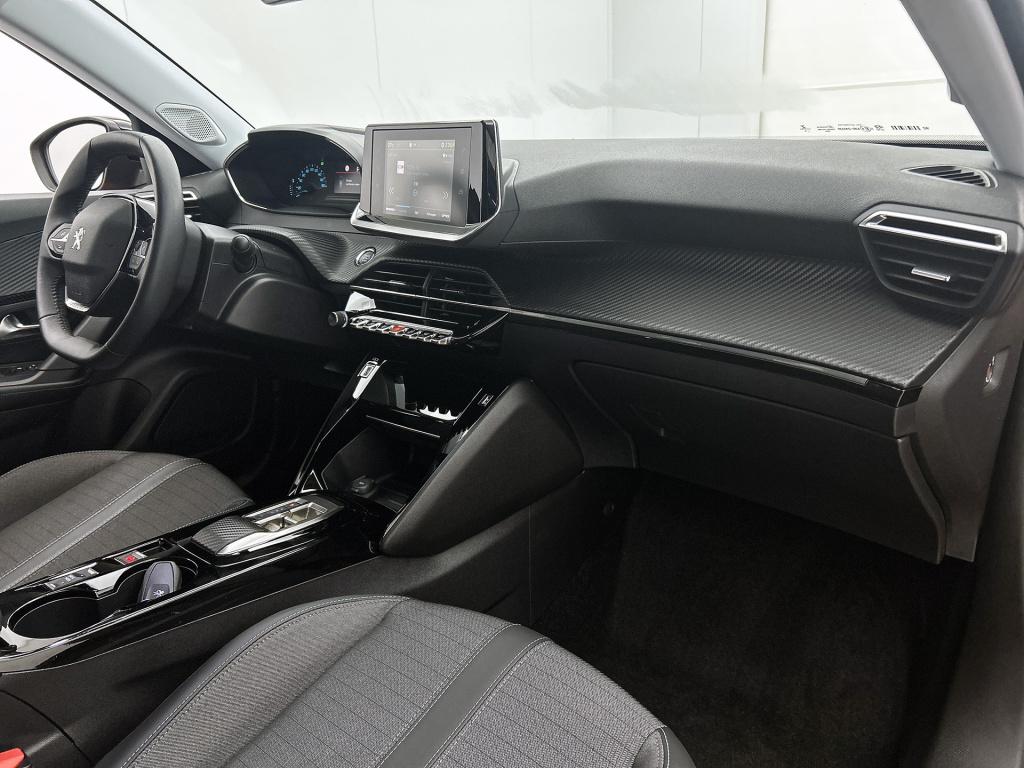 Peugeot E-2008 ev allure 50 kwh | rijklaar | navigatie |parkeersensoren v+a