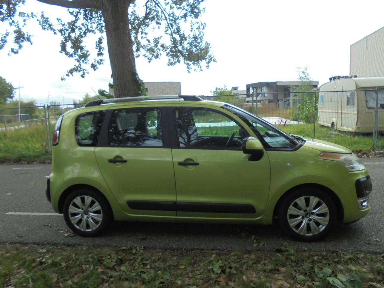 Citroen C3 Picasso 1.4 VTi apk nieuw bij aflevering, 167.591 Km € 2750