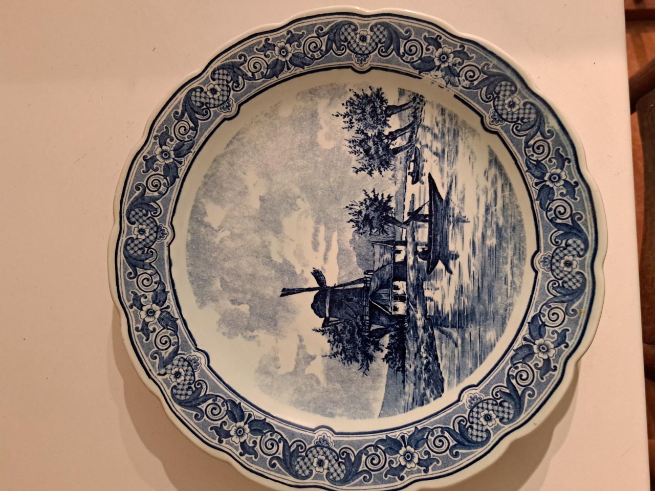 Wandbord delftsblauw hollands landschap met molen 30,5 cm.