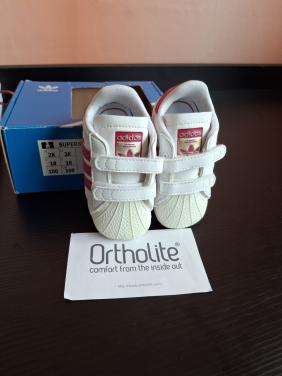 Baby schoentjes adidas roze/wit