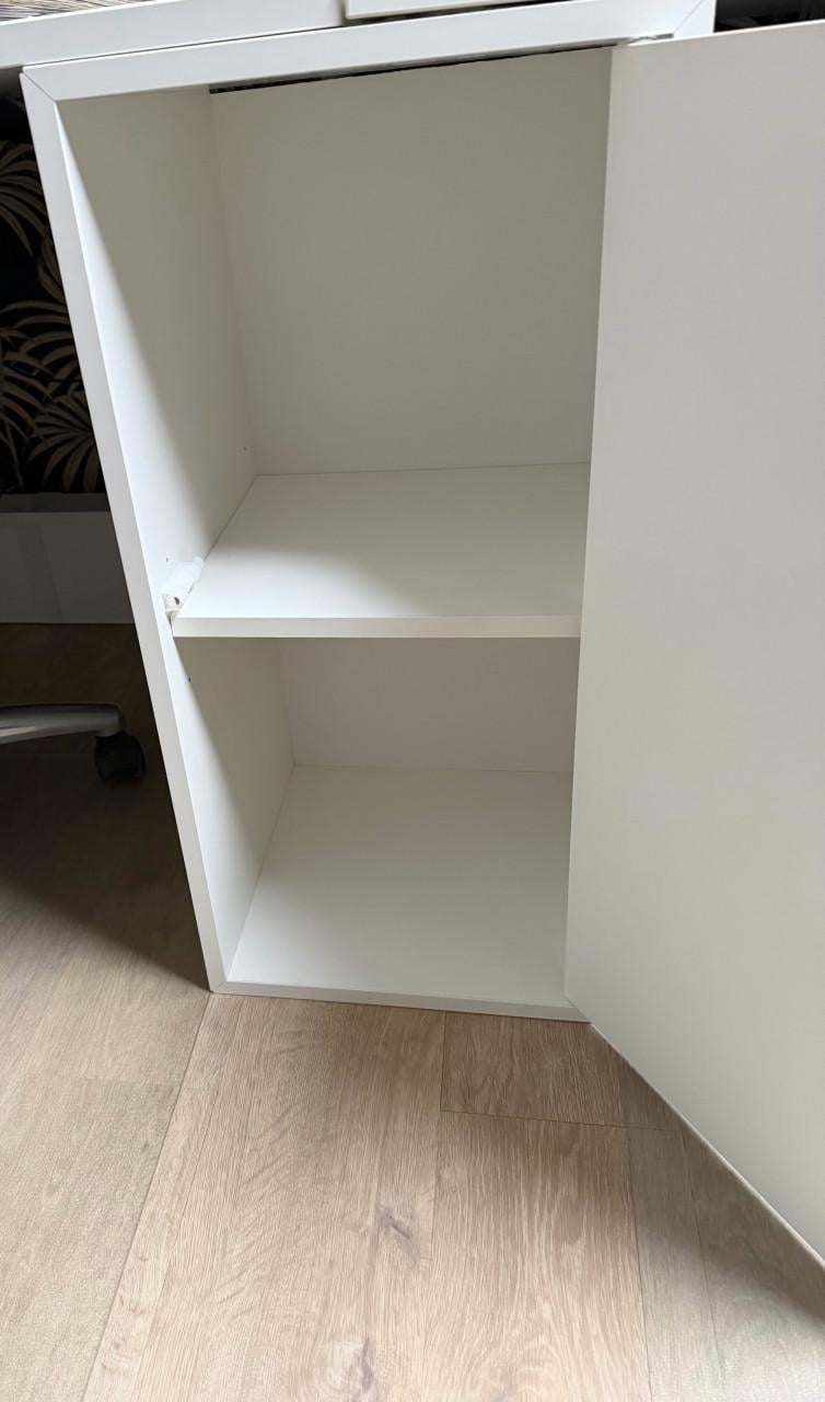 Kast EKET van IKEA