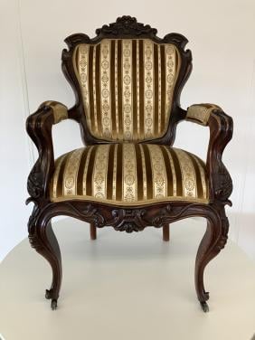 Prachtige Frans Victoriaans fauteuil met fluwelen bekleding