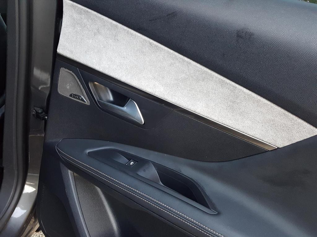 Peugeot 3008 1.2 130pk automaat gt black pack trekhaak | apple carplay & an