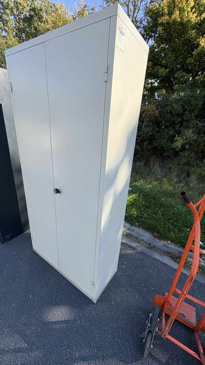 Draaideurkast archiefkast dossierkast