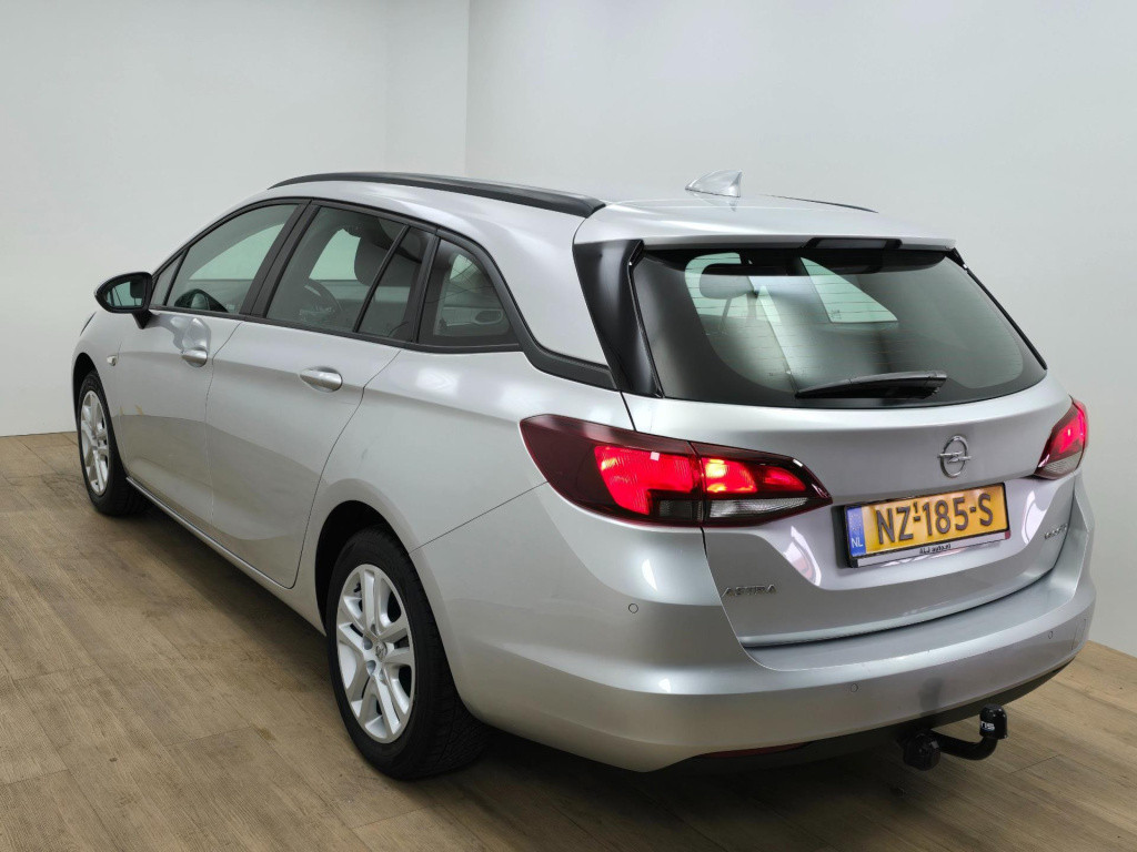 Opel Astra sports tourer occasion 1.0 met trekhaak, parkeercamera en cruise