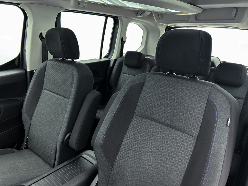 Peugeot Rifter 110 pk allure | rijklaar | panormadak | trekhaak |