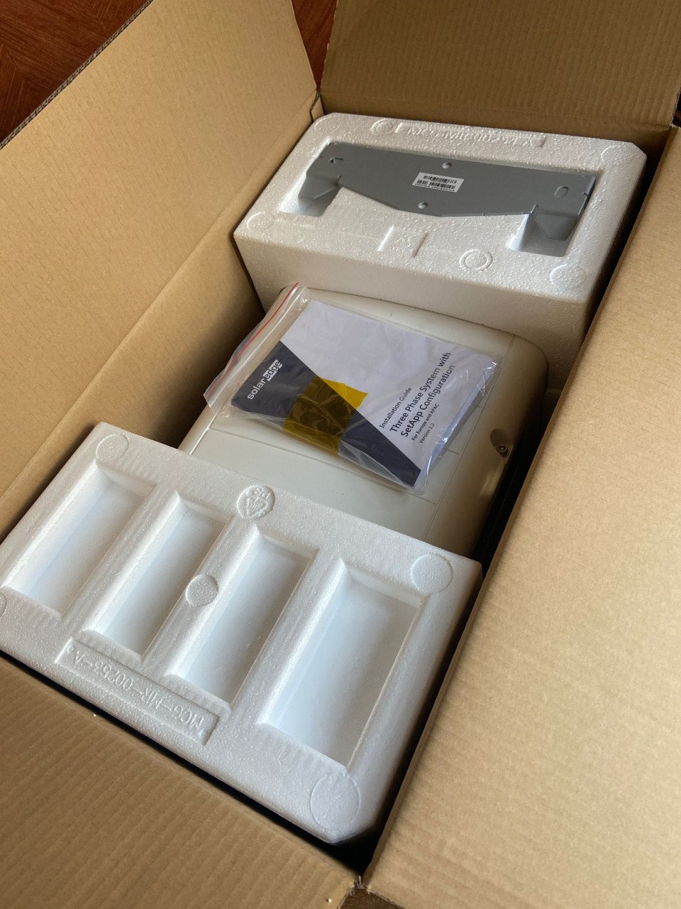 Nieuw in de doos: Solar Edge SE5K 3-fase omvormer + optimizers