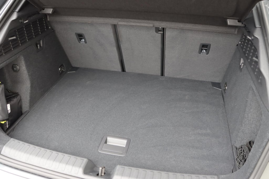 Audi A3 sportback 35 tsi s edition 150pk s-tronic | full options!