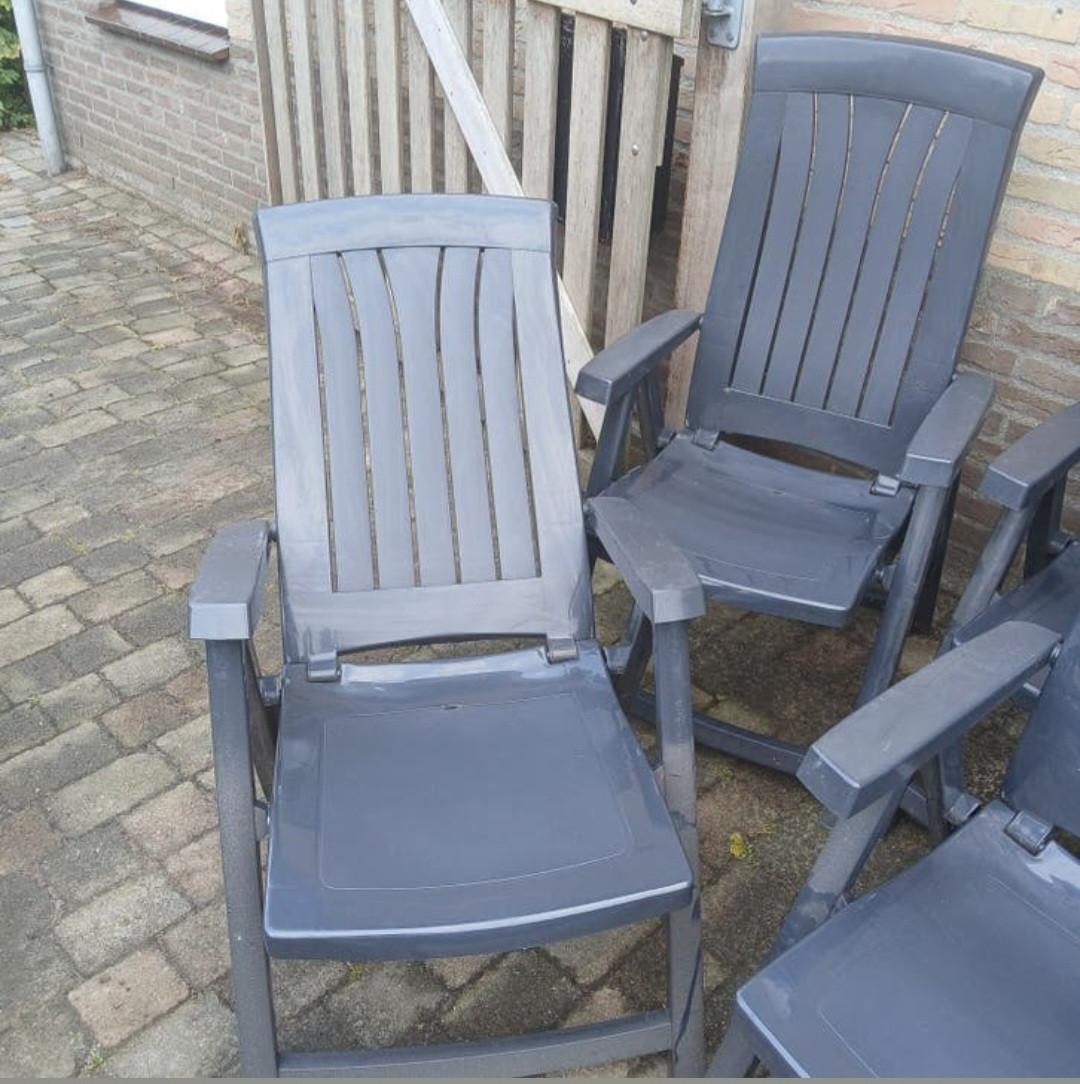4 Grijze tuinstoelen van Jardin