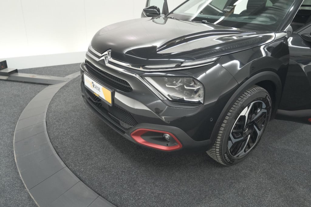 Citroen C4 puretech 131 eat6 shine | camera | head-up display | navigatie |