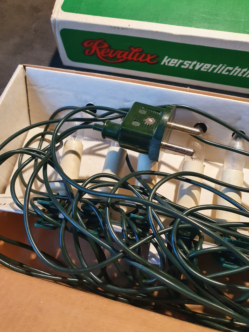 2 x jaren 60 en 70 werkende kerstverlichting met originele philips lampjes