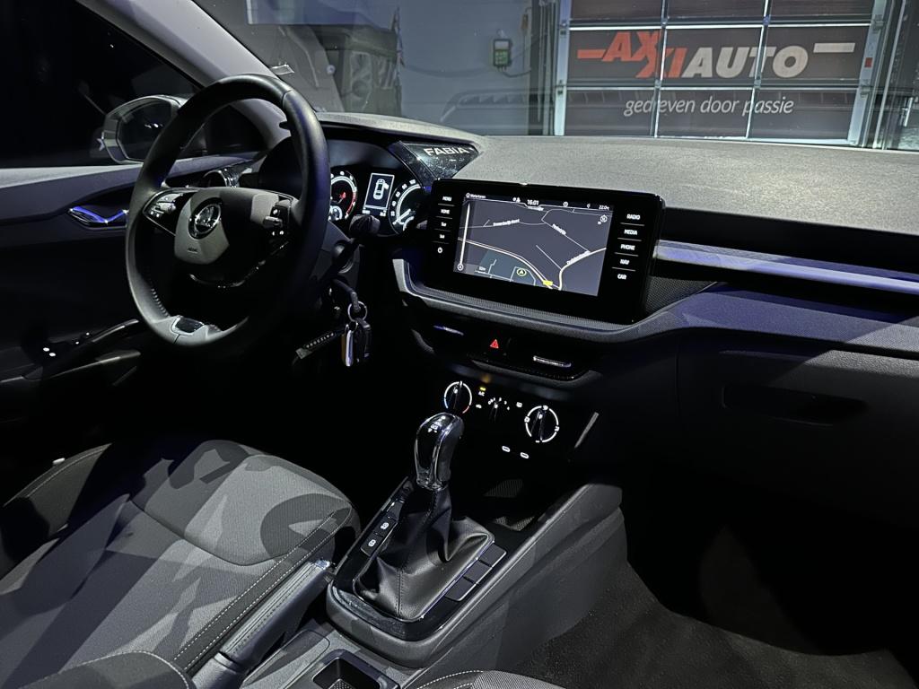 Skoda Fabia 1.0 tsi ambition *led*navi*appconnect*
