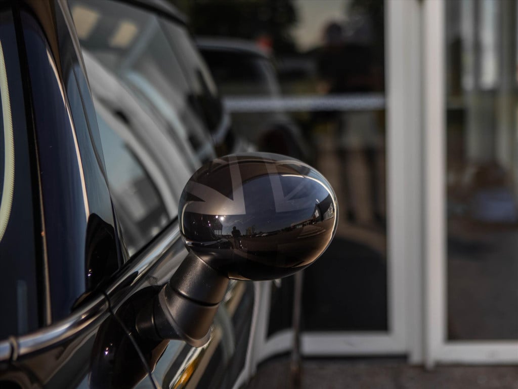 Mini One mini 1.2 102pk business | navigatie | bluetooth | park. sensoren |