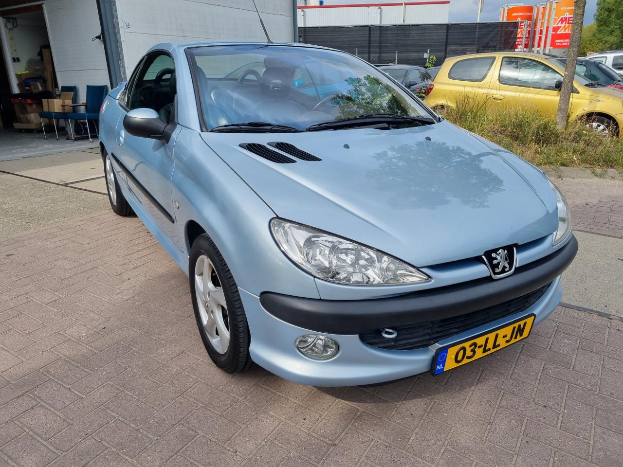 Peugeot 206 CC 1.6-16V Premium
