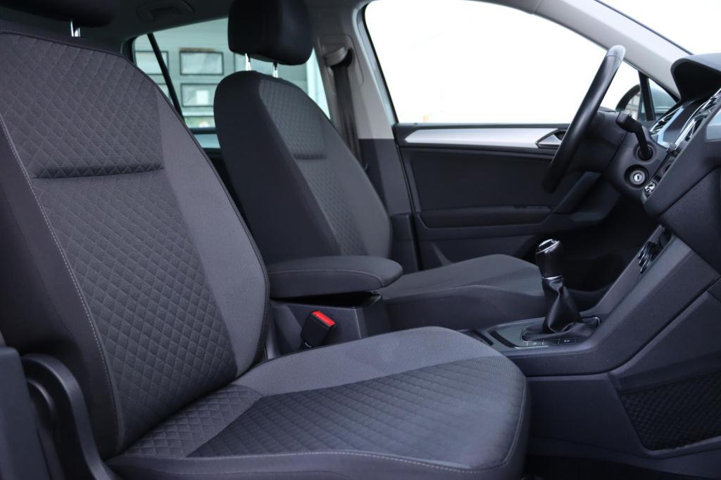 Volkswagen Tiguan 1.4 tsi comfortline executive