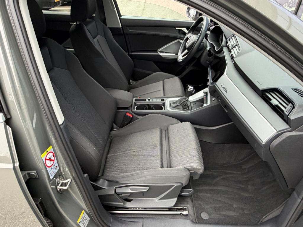 Audi Q3 35 tfsi 150pk s-tronic advanced | trekhaak | dode hoek | keyless | 