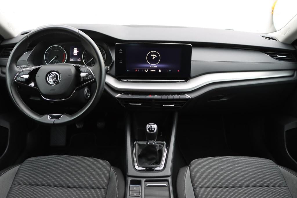 Skoda Octavia combi 1.0 tsi | ambition | 110pk | adaptive | carplay | senso