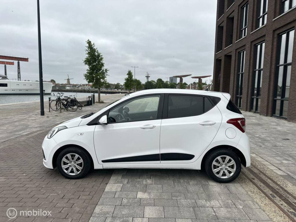 Hyundai i10 1.0i i-Motion Premium Airco Cruise kmst198.611 Nap BJ2017